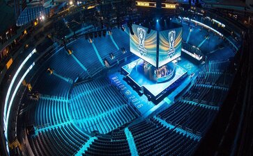 当“妖兽”遇到“行政审批”时，谁来管网游？