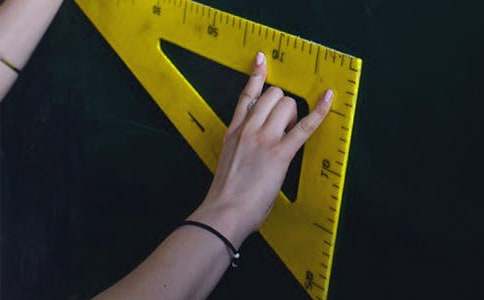 现代教育技术在学科教学中的作用论文